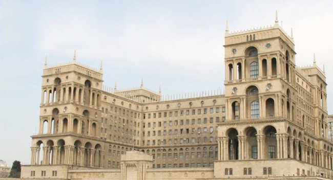 Hökümət Evi sekili